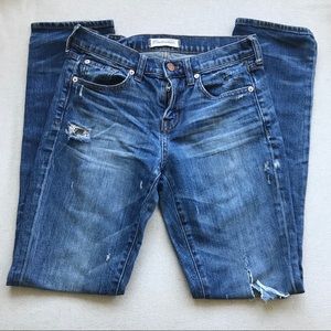 Madewell Slim Boyjean Distressed 25